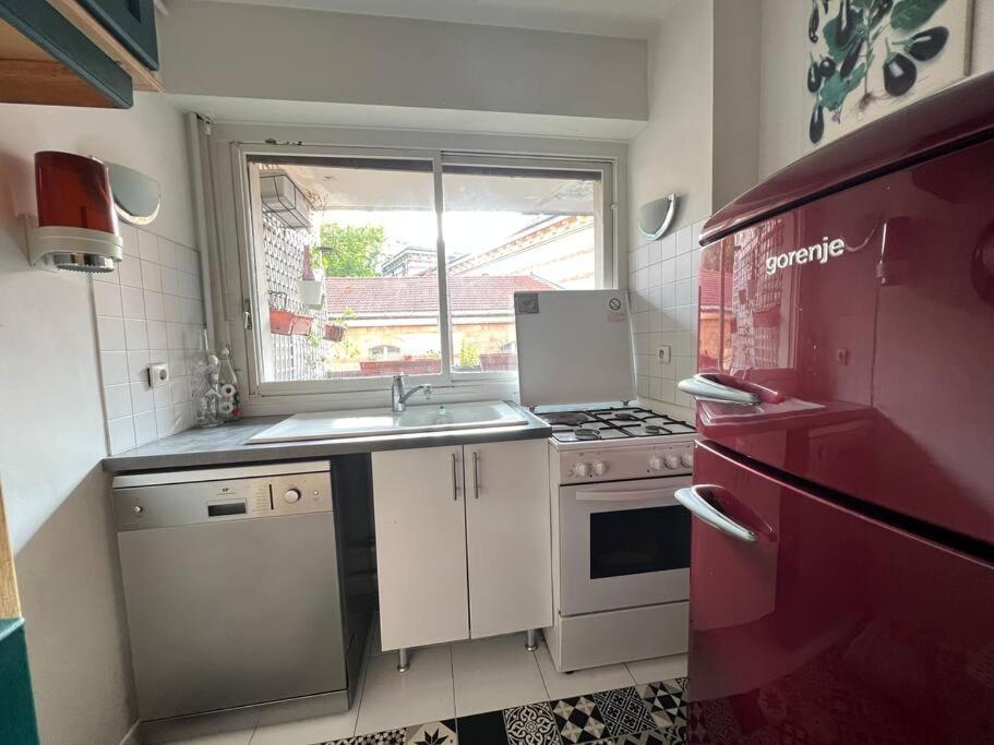 פריז Grand Appartement Avec Balcon Et Parking Gratuit Sur Place מראה חיצוני תמונה
